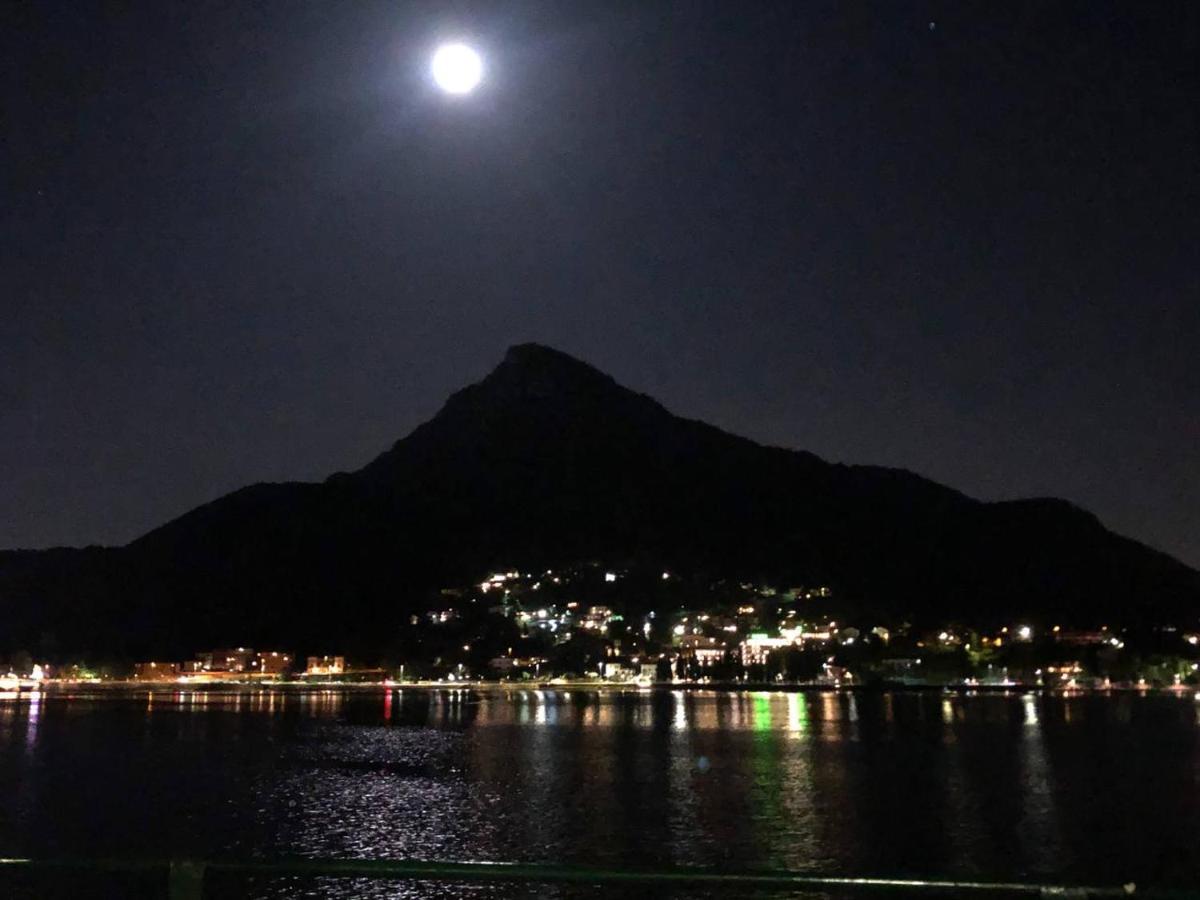 Lecco Only Females Guest House Екстер'єр фото